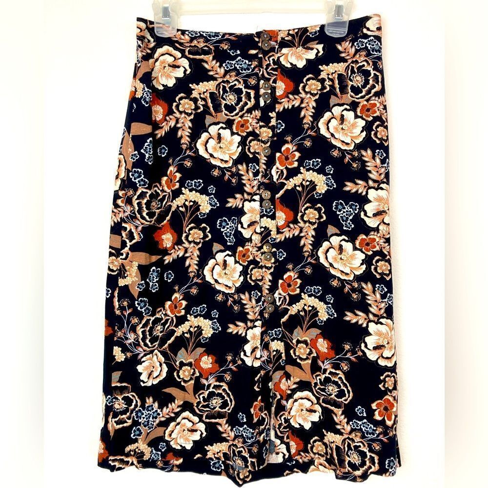 Shyanne NWOT dark academia prairie floral midi button down Skirt